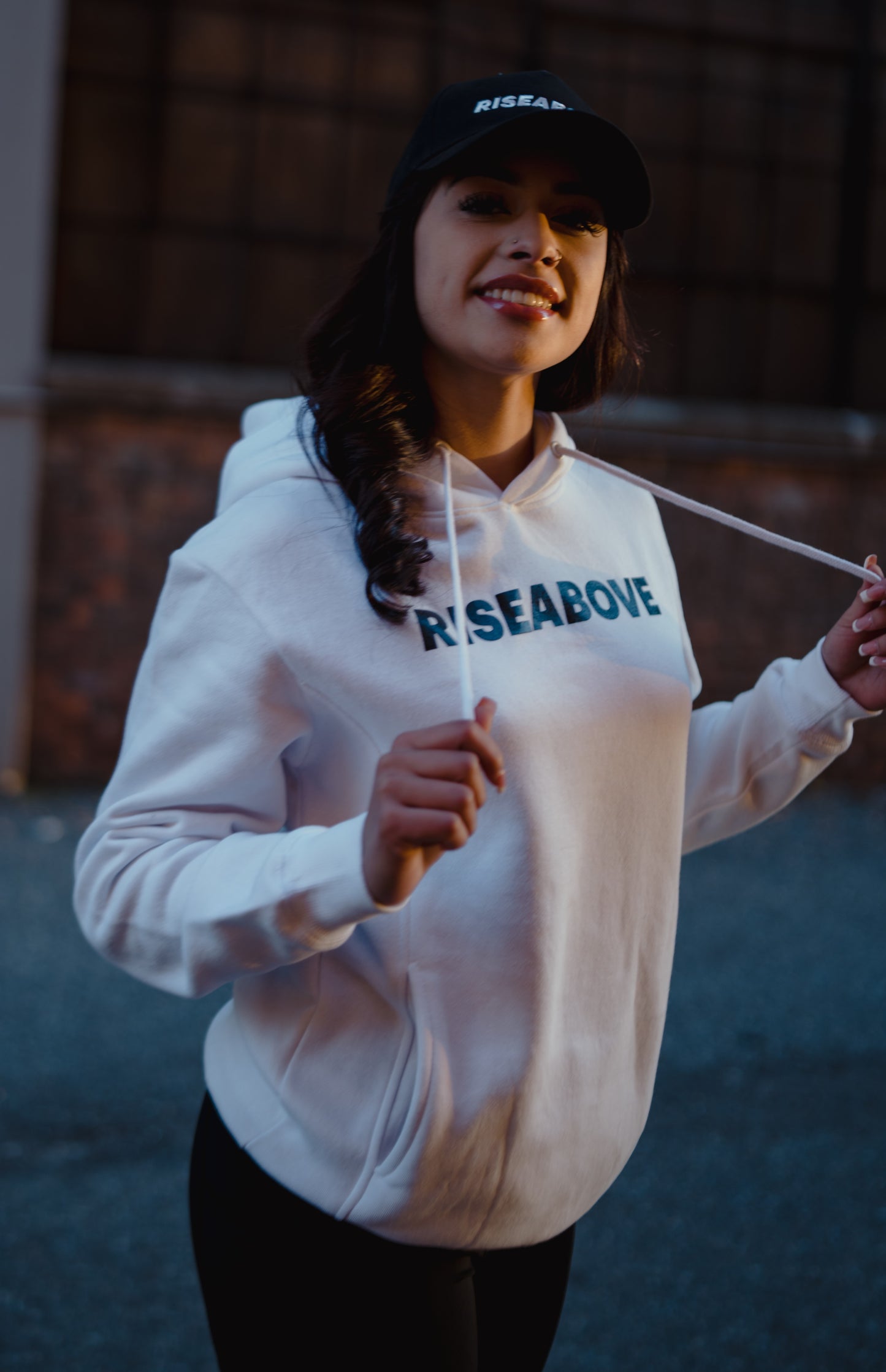 BFTA HOODIE (UNISEX) - WHITE