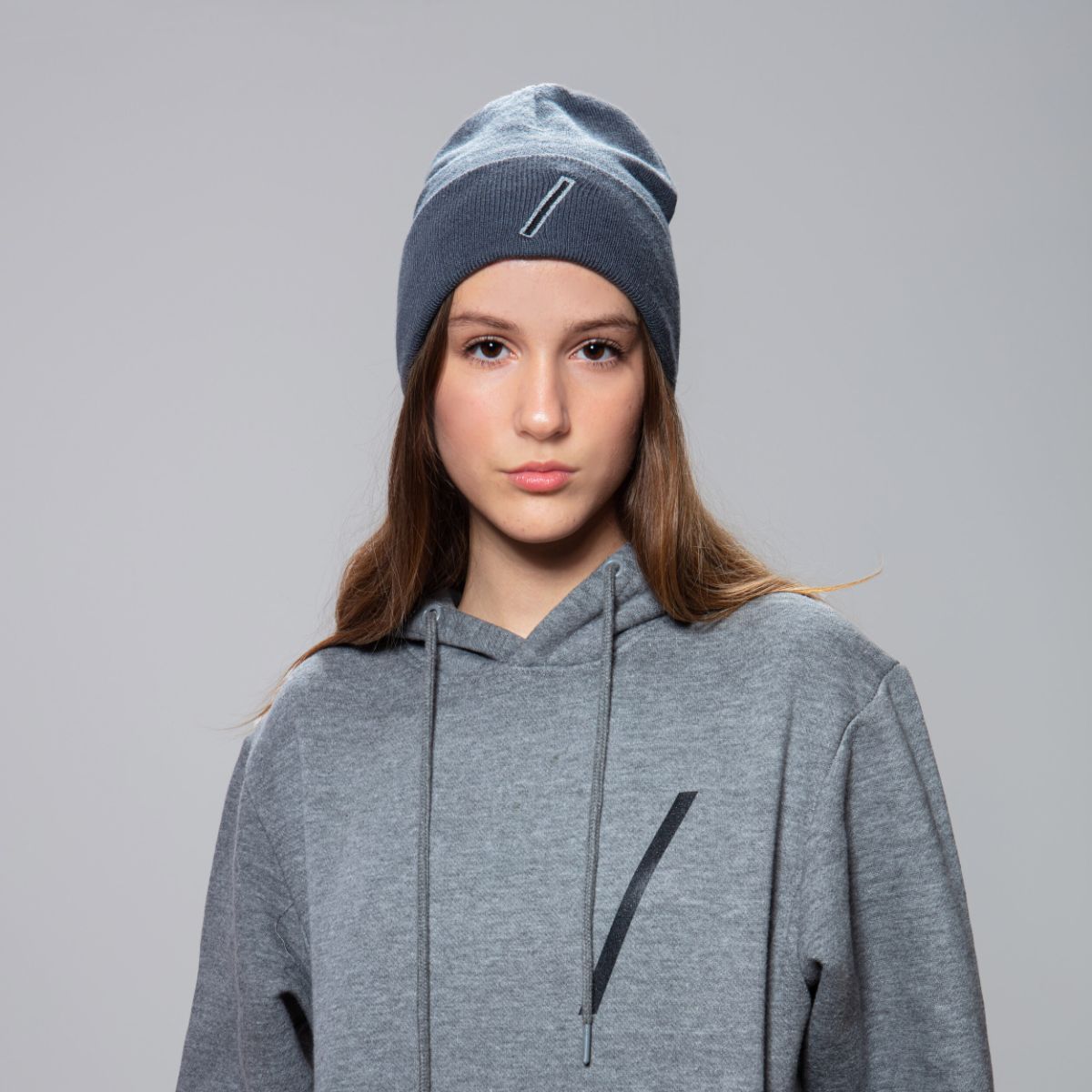 R1 BEANIE (UNISEX) - GREY