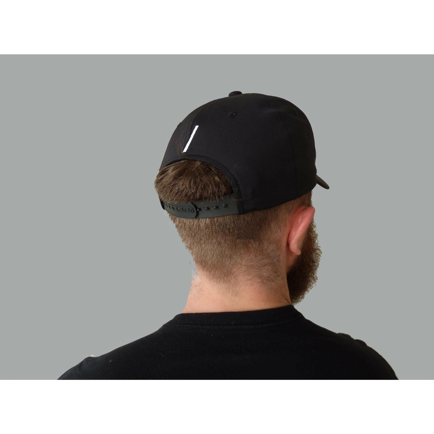 MEN'S R1 SNAPBACK - BLACK
